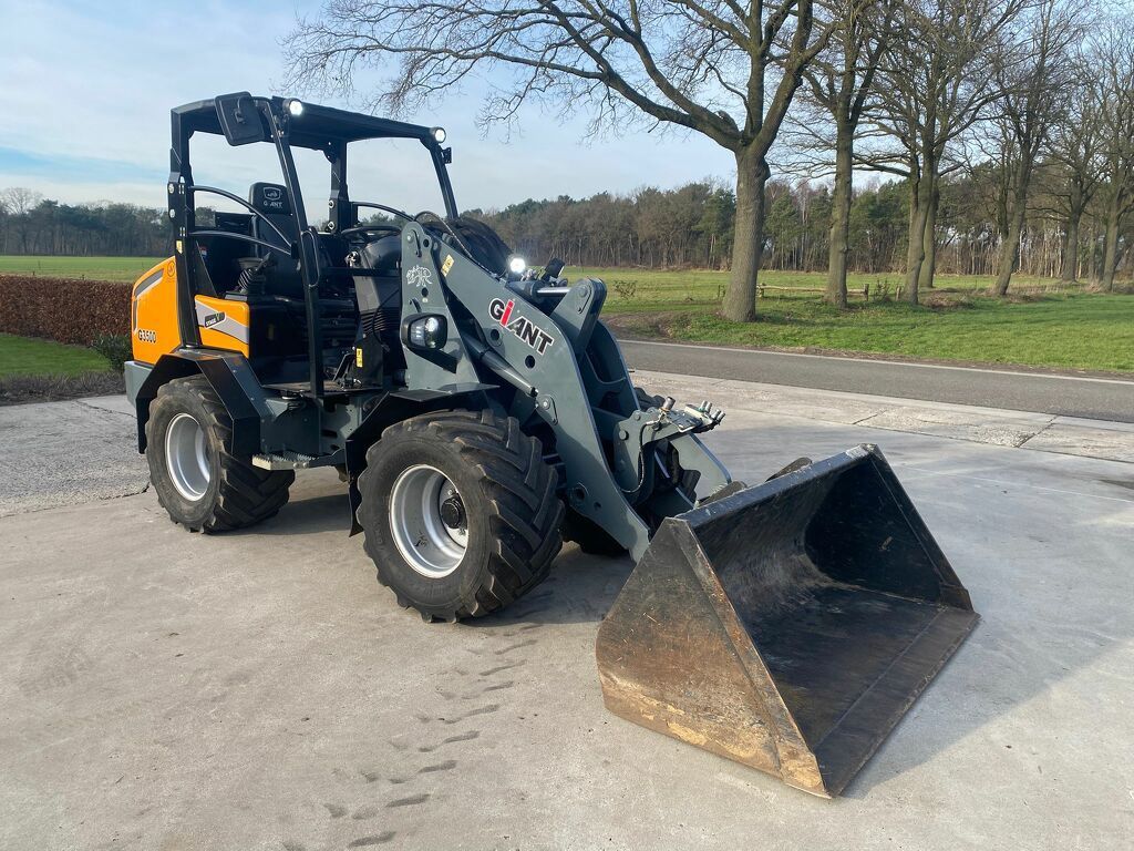 Giant g3500 2021 1200 draaiuren