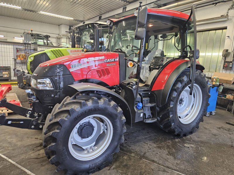 Case IH Farmall 100 A
