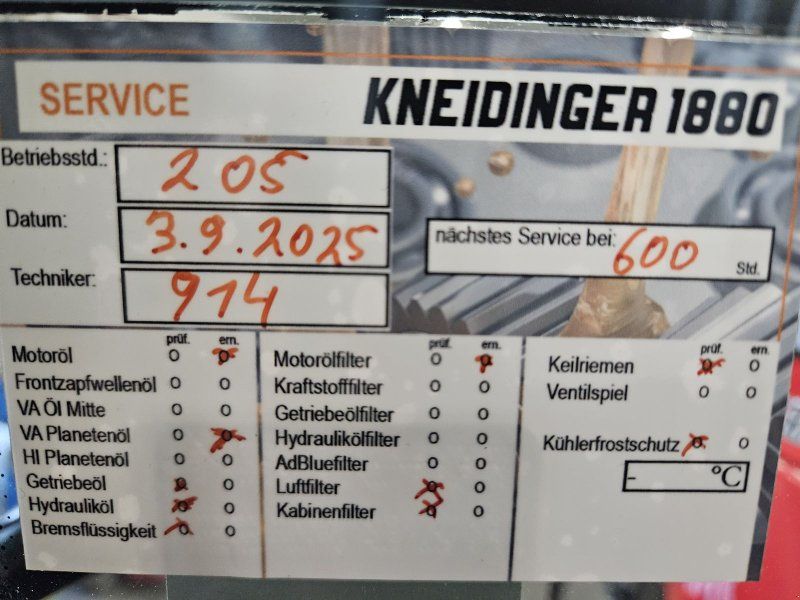 Case IH Farmall 100 A