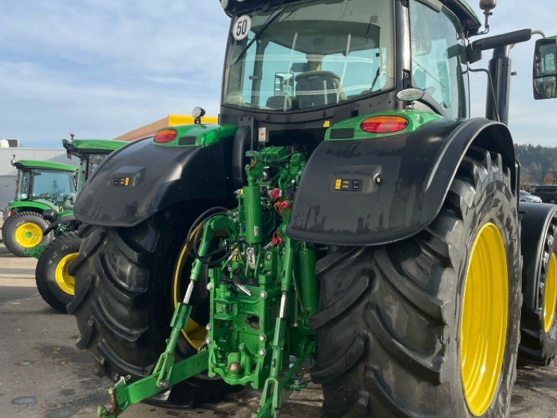 John Deere 6230R