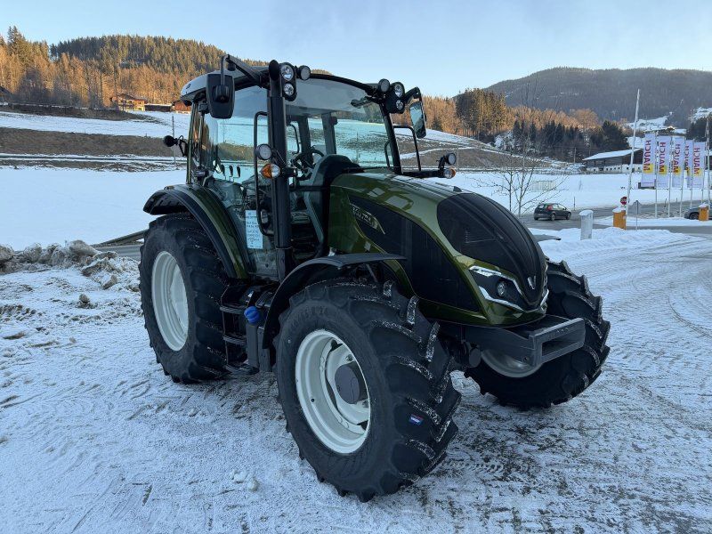 Valtra A 115