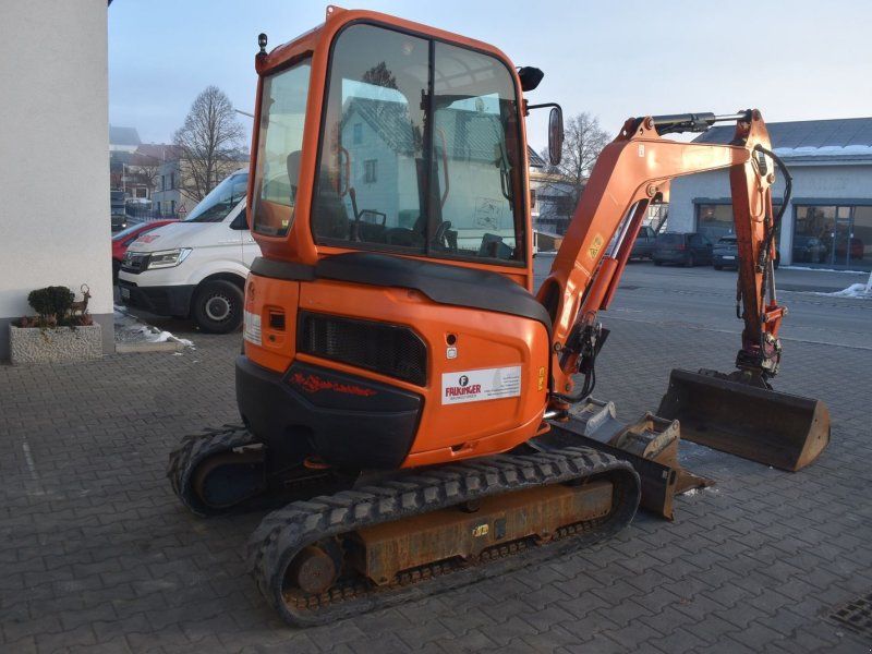 Kubota U27-4