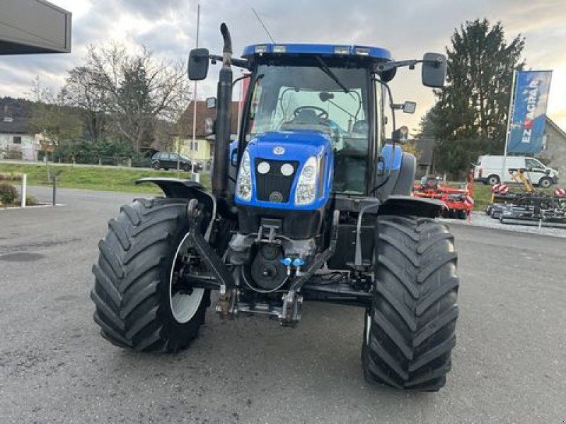 New Holland T6020 Elite