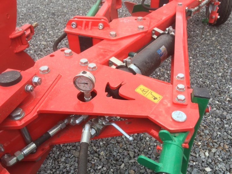 Agro-Masz POH 5 hydraulische Steinsicherung