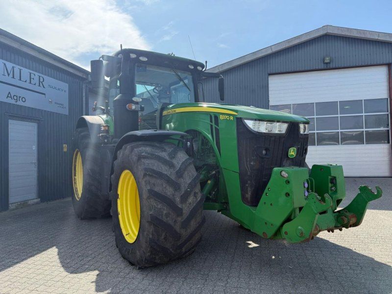 John Deere 8370R