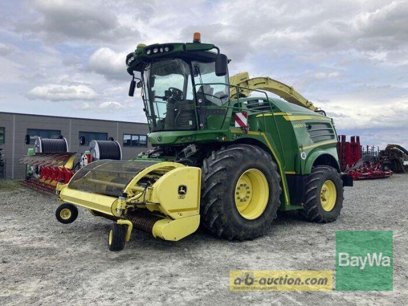 John Deere 8600