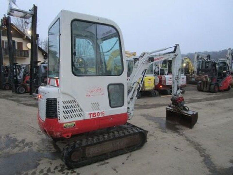 Takeuchi TB 016 MARTIN-Schnellwechsler + 3 Löffel