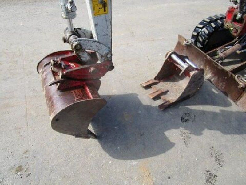 Takeuchi TB 108 mechan. Schnellwechsler MARTIN + 2 Löff