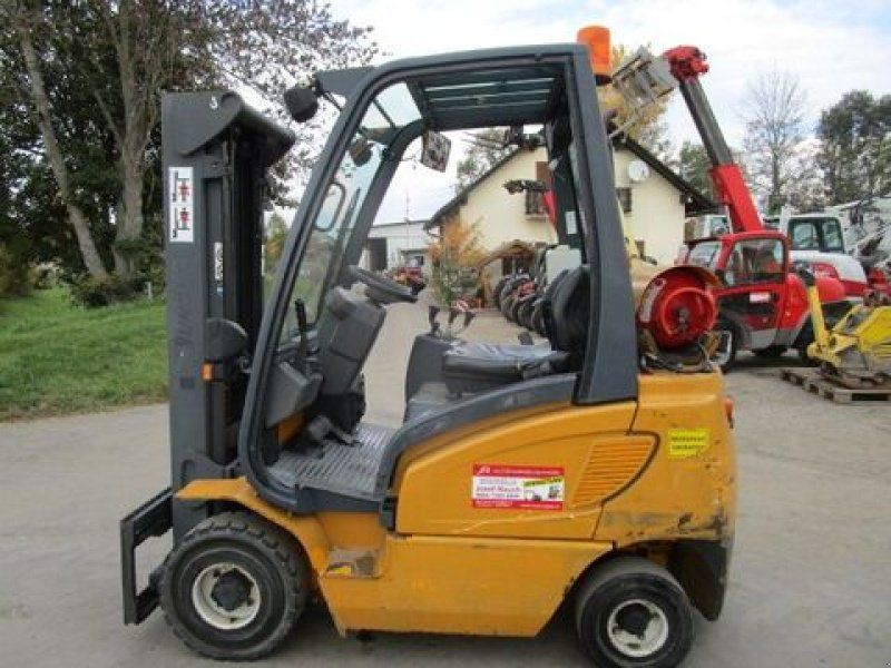 Jungheinrich TFG 316 GAS Triplmast 4,5m + Seitenschieber