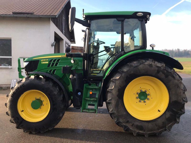 John Deere 6130R