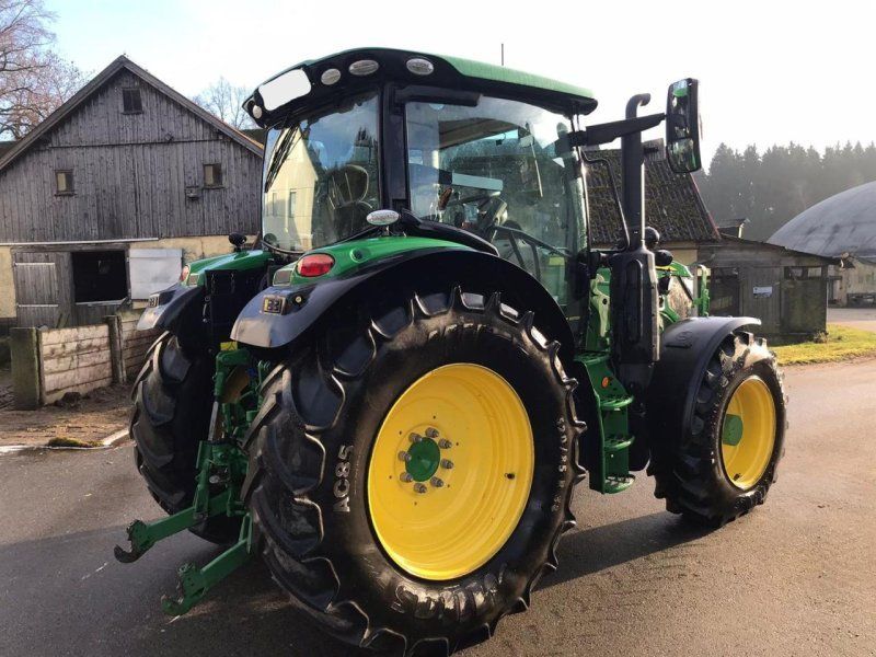 John Deere 6130R