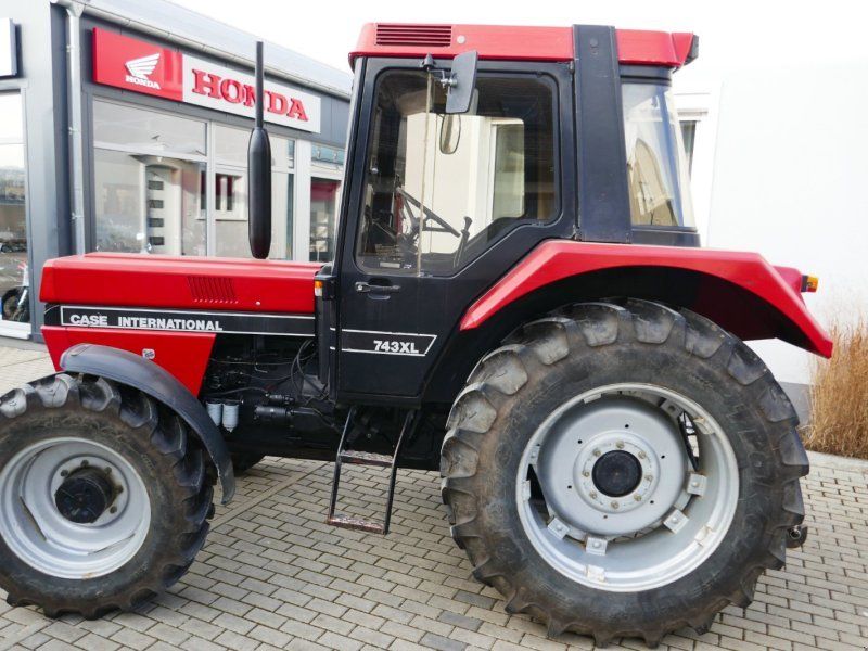 Case IH 743 XLA im sehr gepflegtem Original Zustand. Auch mit Stoll Ind-