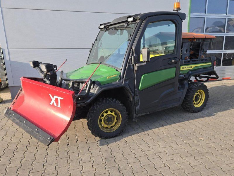John Deere Gator XUV 835M