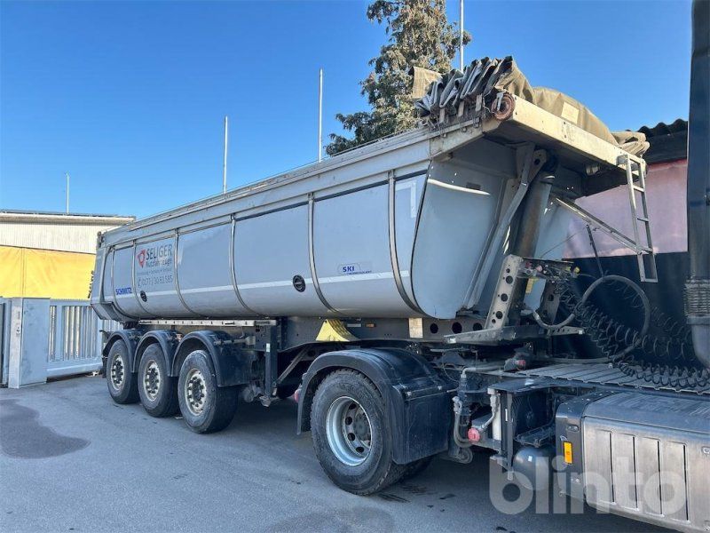Schmitz Cargobull SKI 24 SL 7.2