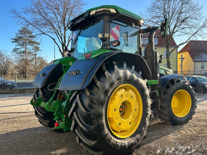 John Deere 8R370
