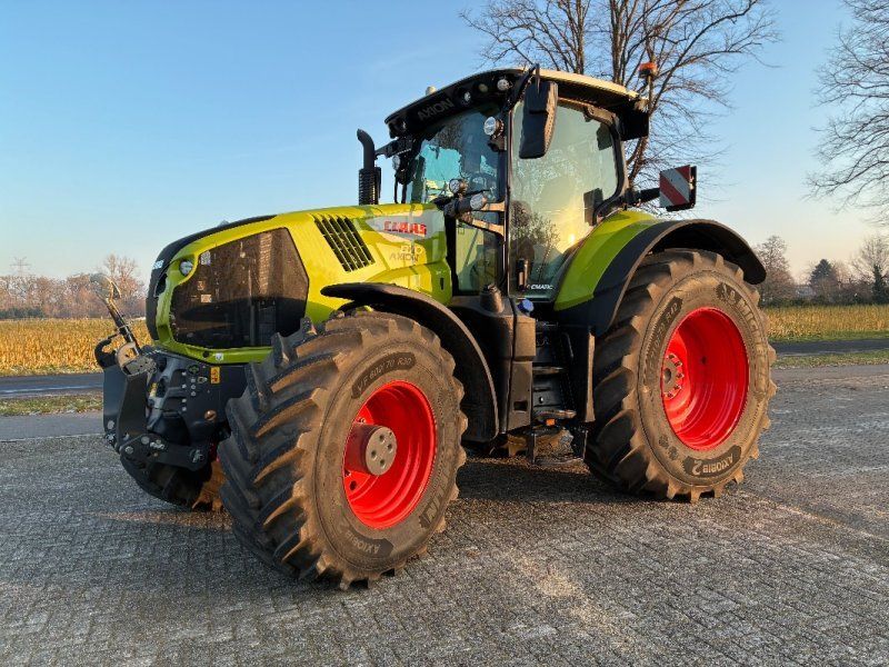 Claas Axion 870