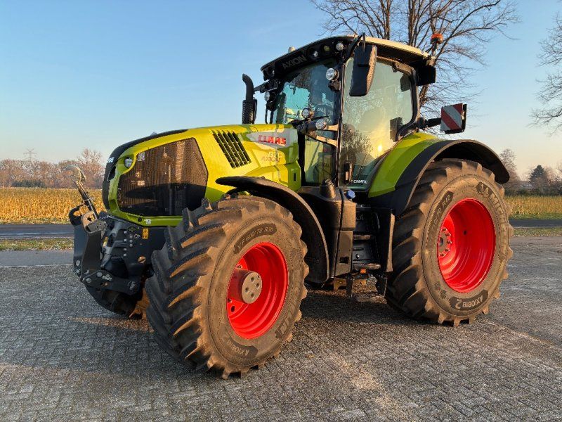 Claas Axion 870