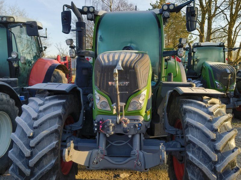 Fendt 724 Vario Gen6 Profi +