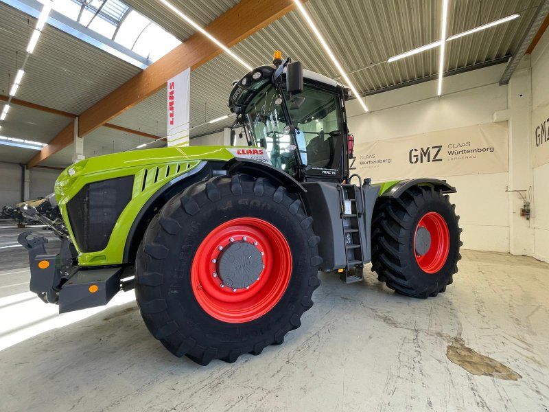 Claas Xerion 4000 TRAC VC