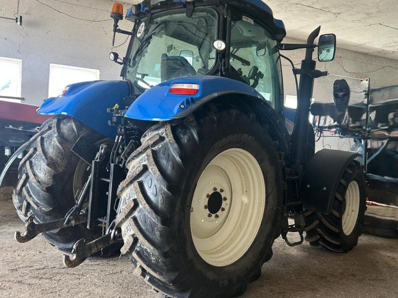 New Holland T 6090