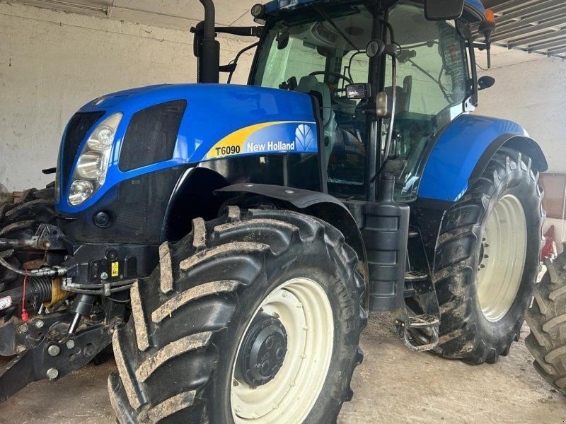 New Holland T 6090