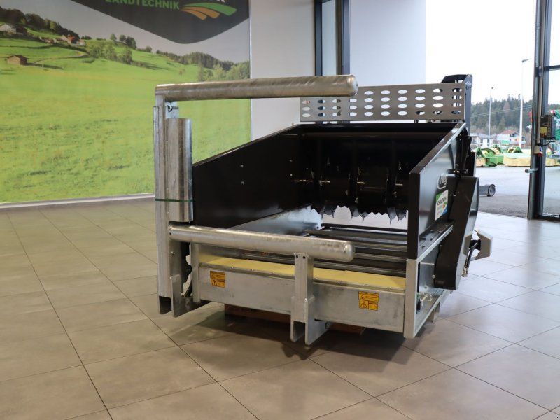 Fliegl AgroCenter Ballenlöser