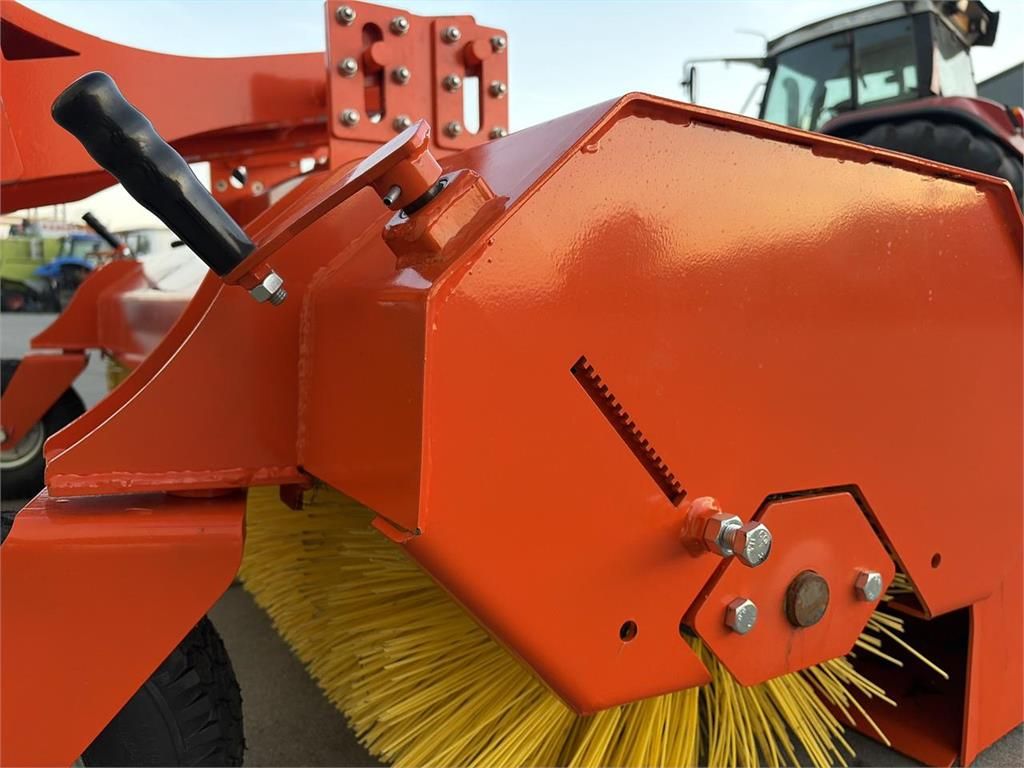 Sweeper Smart 2.0M veegmachine