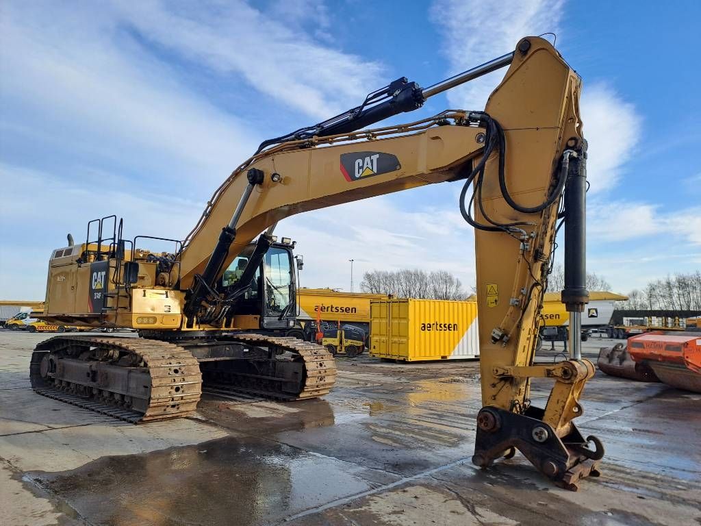 CAT 374FL