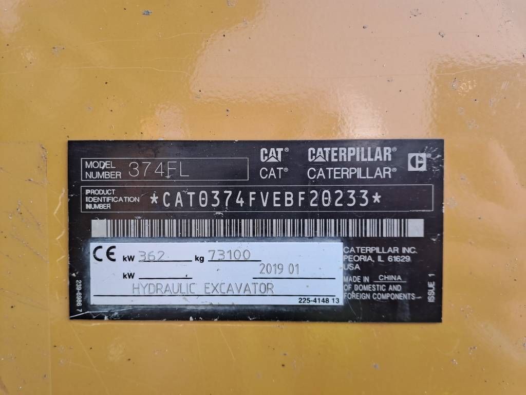 CAT 374FL