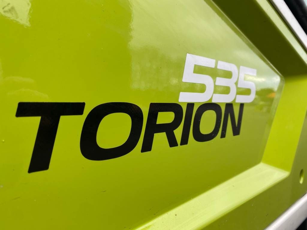 CLAAS Torion 535