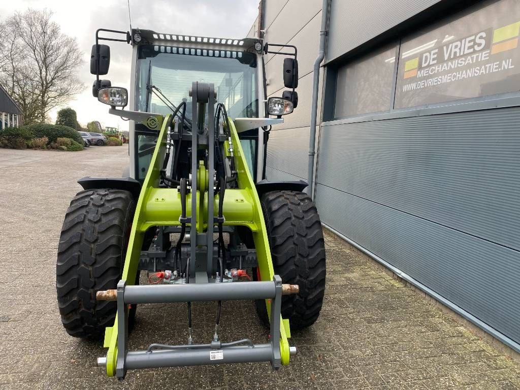 CLAAS Torion 535