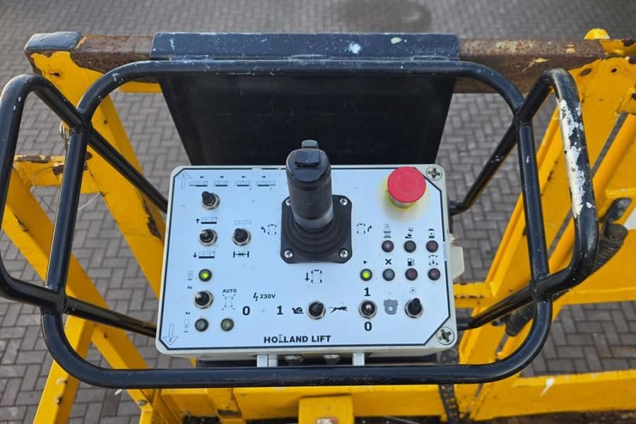 Holland Lift Combistar B-195DL25 4WD/P/N Diesel, 21.5m Working