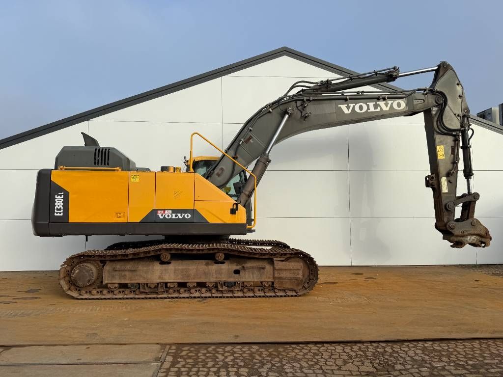 Volvo EC380EL - Quick Coupler / Hammer Lines