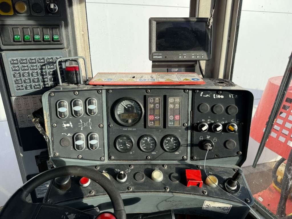 Sandvik DS511-C Roof Bolter 4x4 - Surface Drill Rig