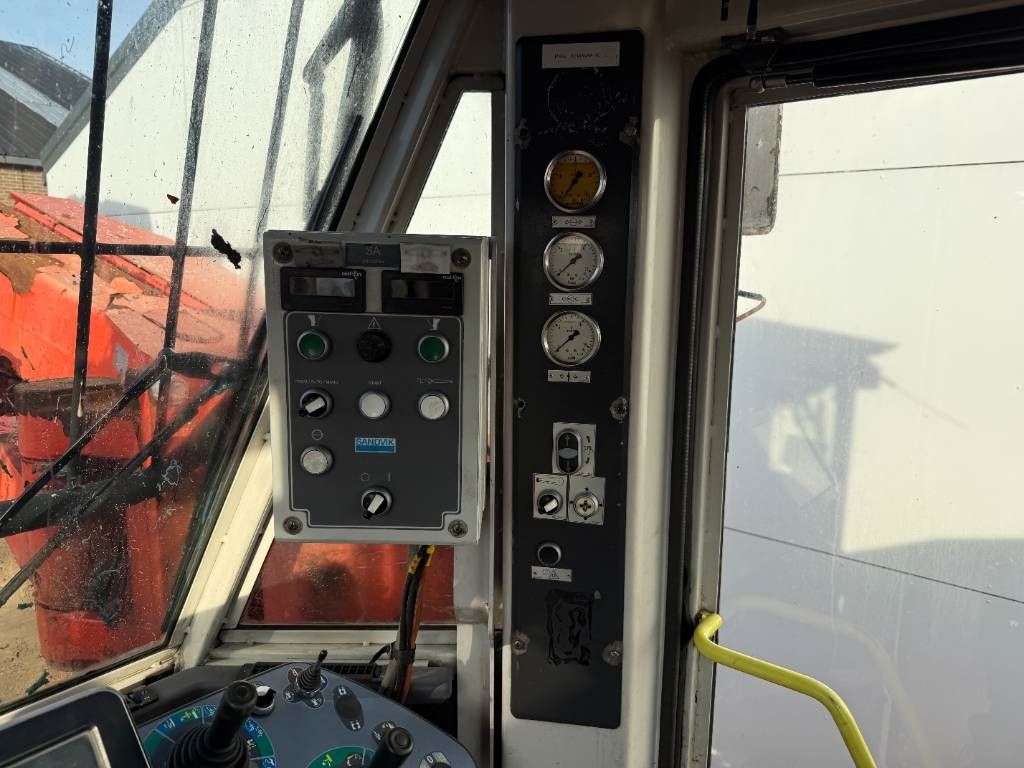 Sandvik DS511-C Roof Bolter 4x4 - Surface Drill Rig