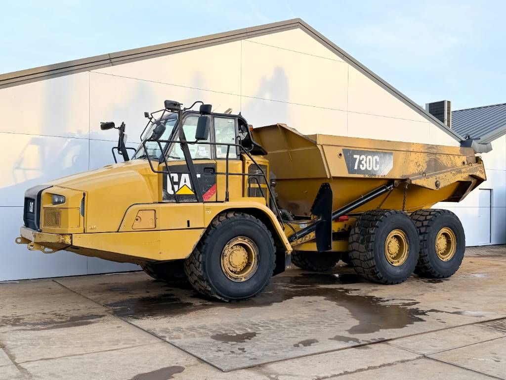 CAT 730C - Automatic Greasing / Body Heating / Camera