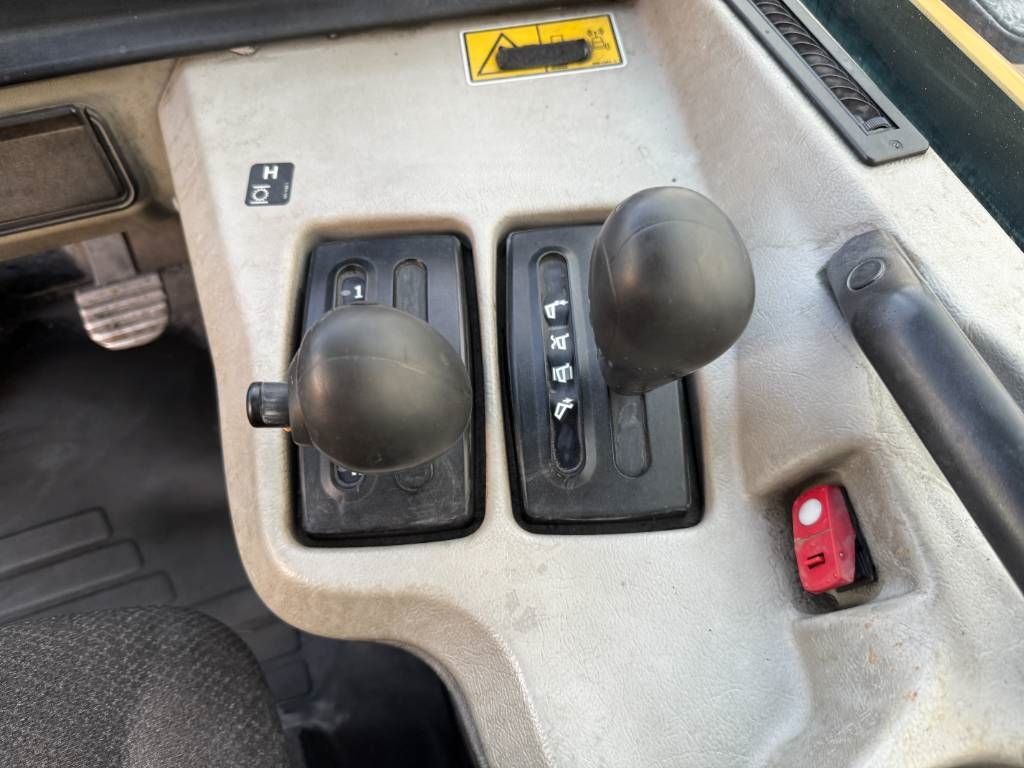 CAT 730C - Automatic Greasing / Body Heating / Camera