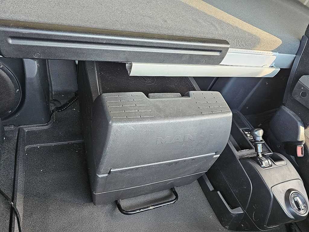 M.A.N. 26.460 TGX xxl 6x2 bls intarder