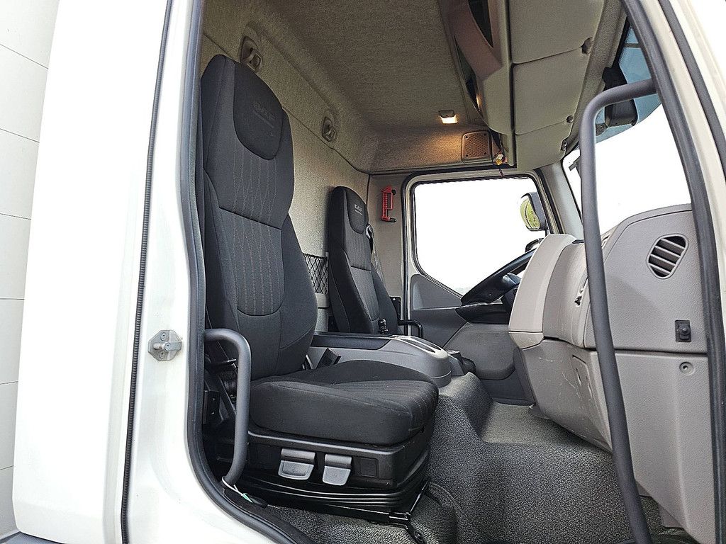 DAF LF 290 16t taillift airco