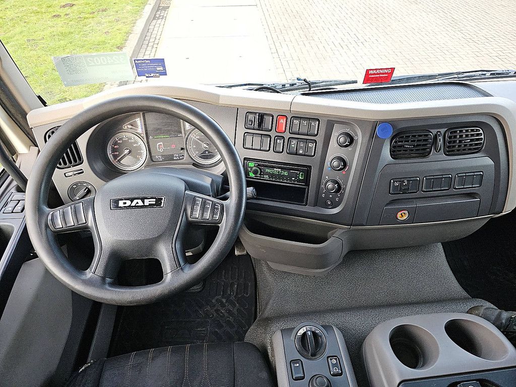 DAF LF 290 16t taillift airco