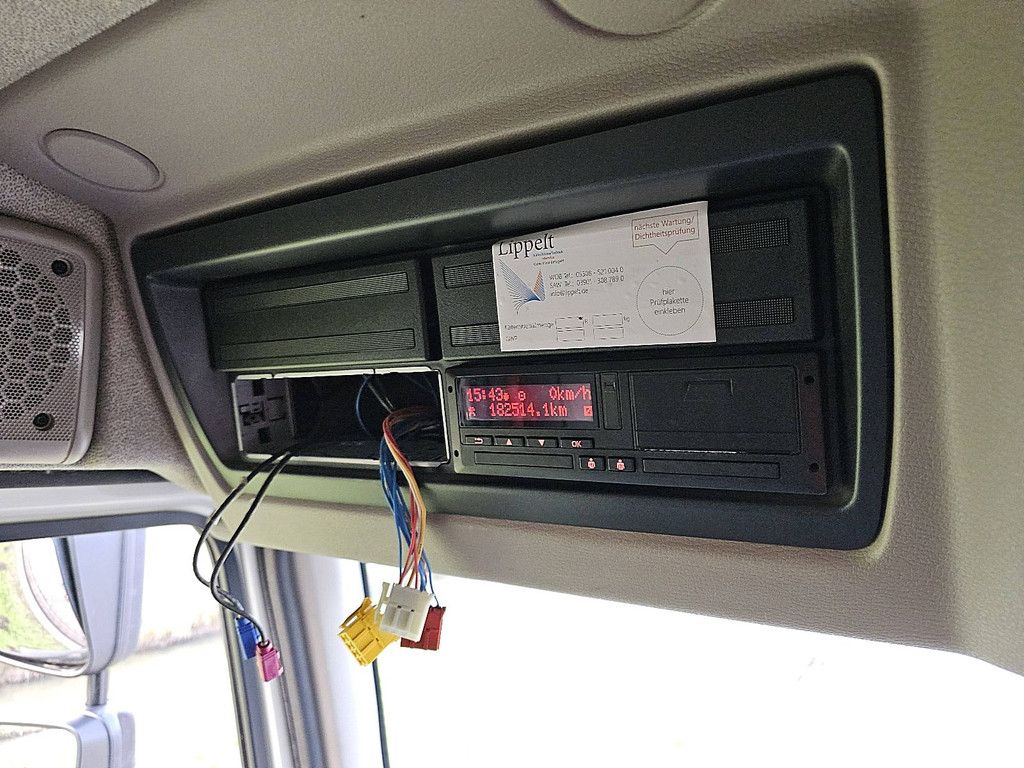 DAF LF 290 16t taillift airco