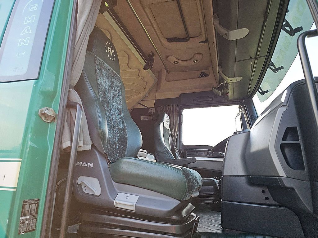 M.A.N. 26.480 TGX xlx 6x2 bls