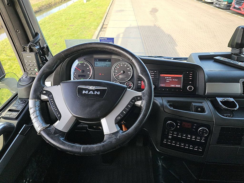 M.A.N. 26.480 TGX xlx 6x2 bls
