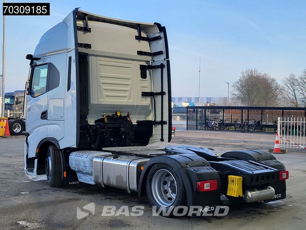 Iveco S-Way 500 4X2 NEW! Mega 2xTanks Standklima LED Navi