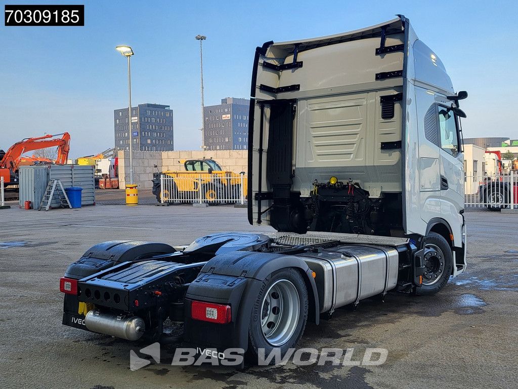 Iveco S-Way 500 4X2 NEW! Mega 2xTanks Standklima LED Navi