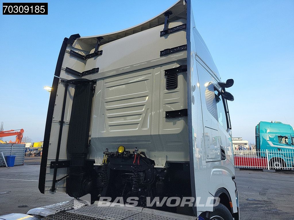 Iveco S-Way 500 4X2 NEW! Mega 2xTanks Standklima LED Navi