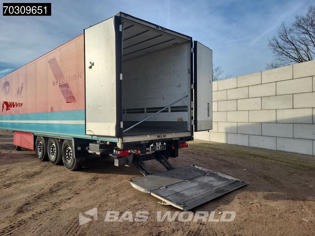 Schmitz SCB*S3B Tailgate Lift Axle Flower Width