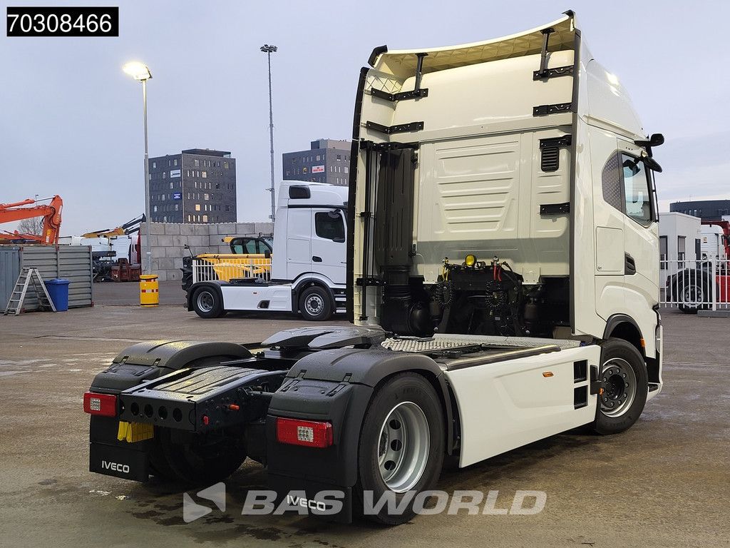 Iveco S-Way 500 4X2 NEW! 2xTanks HPEB Standklima Navi LED