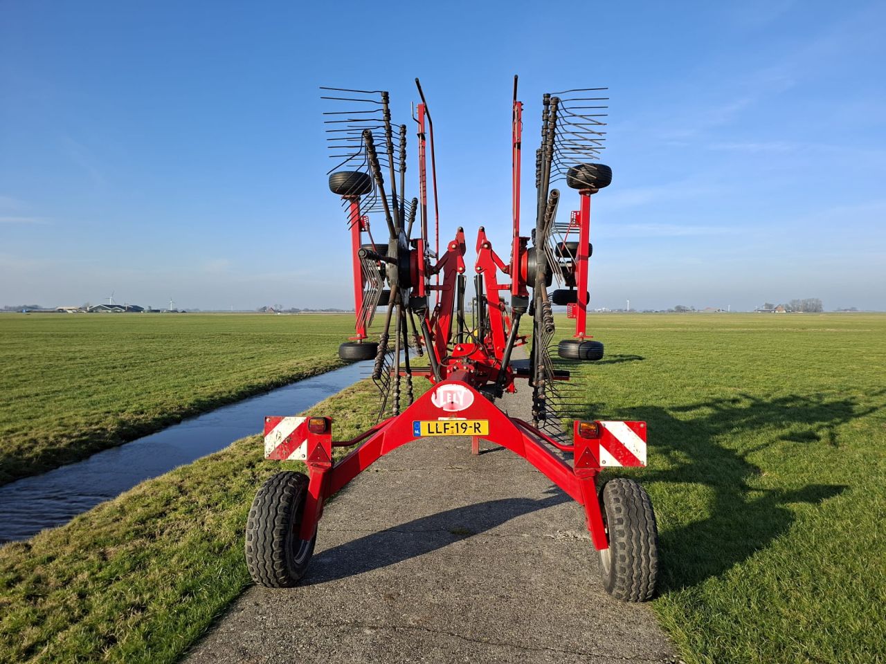 Lely Hibiscus 715 CD