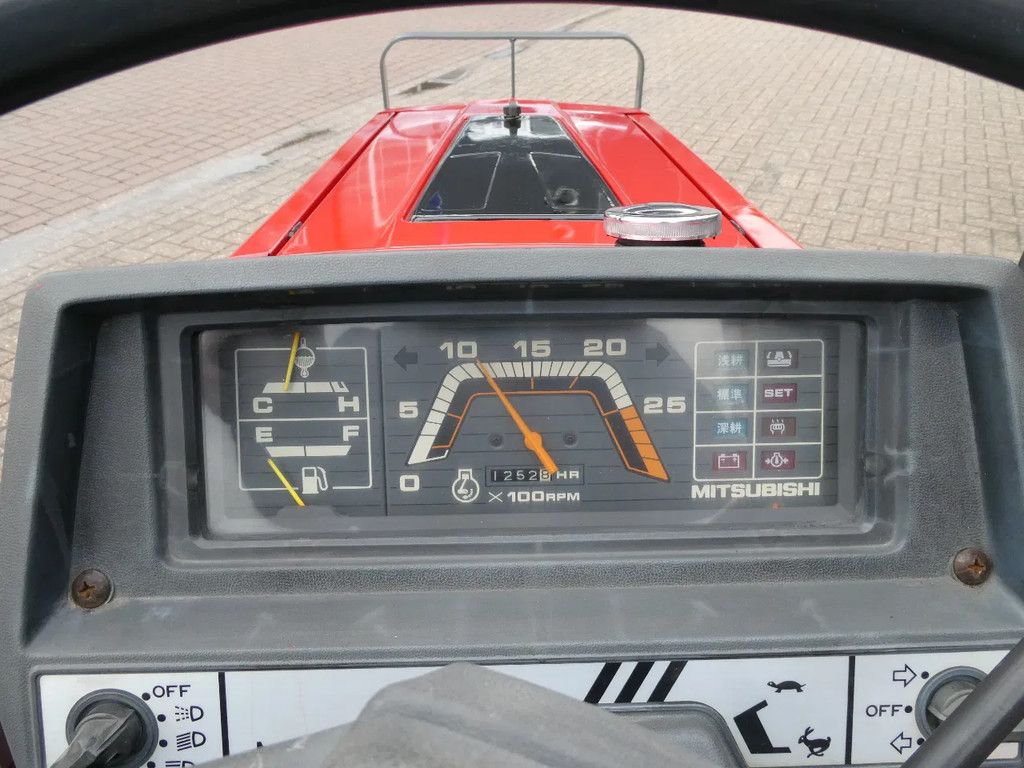 Mitsubishi MT16 4wd / 1252 Draaiuren / Februari Aanbieding